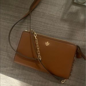 Tory Burch brown cross body purse with hold chain